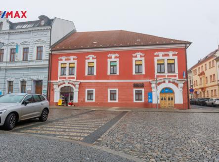 Prodej obchodní prostor, 710 m²