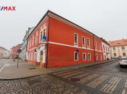 Prodej obchodní prostor, 710 m²