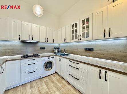 Prodej bytu, 3+1, 90 m²