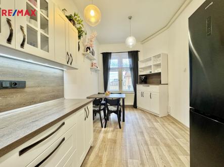 Prodej bytu, 3+1, 90 m²