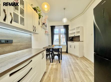 Prodej bytu, 3+1, 90 m²