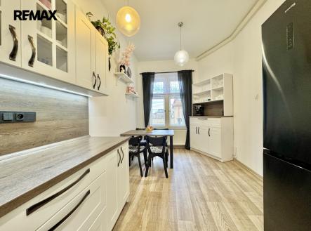 Prodej bytu, 3+1, 90 m²