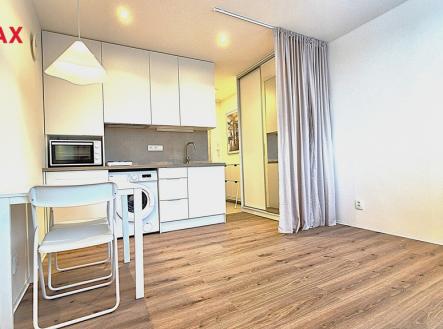 Pronájem bytu, 1+kk, 23 m²