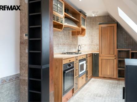 Prodej bytu, 3+1, 145 m²