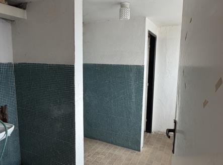 Pronájem skladu, 410 m²