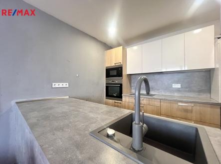 Prodej bytu, 3+1, 71 m²