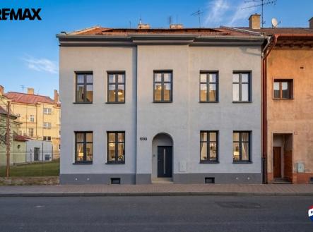 Prodej nájemního domu, 174 m²