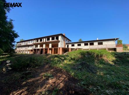 Prodej hotel, 2 000 m²