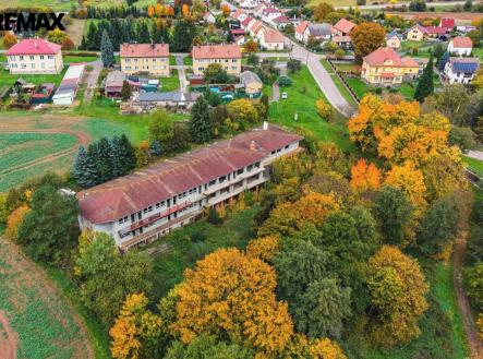 Prodej hotel, 2 000 m²