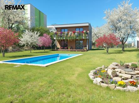 Prodej pozemku pro bydlení, 741 m²