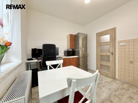 Prodej bytu, 1+1, 42 m²