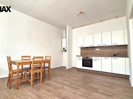 Pronájem bytu, 1+1, 35 m² obrázek