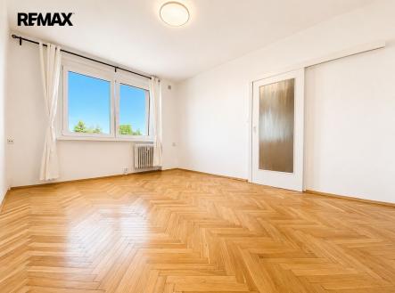 Pronájem bytu, 1+1, 38 m²