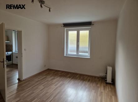 Pronájem bytu, 1+1, 32 m²