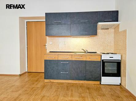 Pronájem bytu, 2+kk, 39 m²