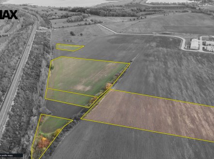 Prodej pozemku pro komerční výstavbu, 50 236 m²
