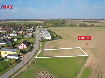 Prodej pozemku pro bydlení, 1 048 m² obrázek