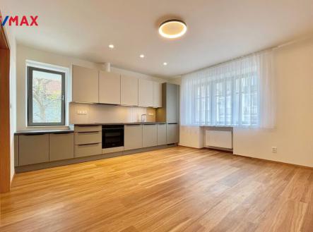 Pronájem bytu, 4+kk, 95 m²