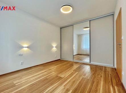 Pronájem bytu, 2+kk, 51 m²