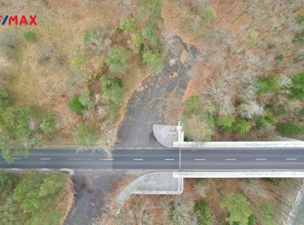 Prodej pozemku pro komerční výstavbu, 2 467 m²