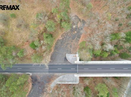 Prodej pozemku pro komerční výstavbu, 2 467 m²