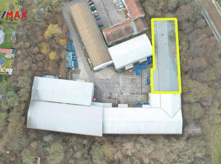 Pronájem - skladovací prostor, 1 045 m²