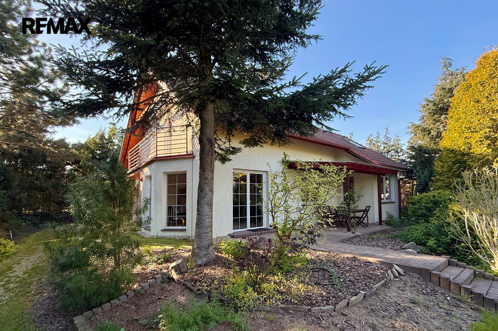 Dům, pohled ze zahrady