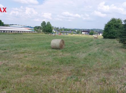 Prodej pozemku pro komerční výstavbu, 9 381 m²