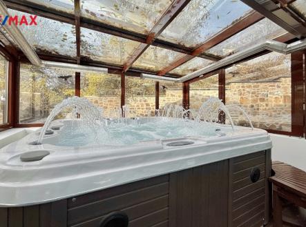 Prodej domu/vily, 650 m²