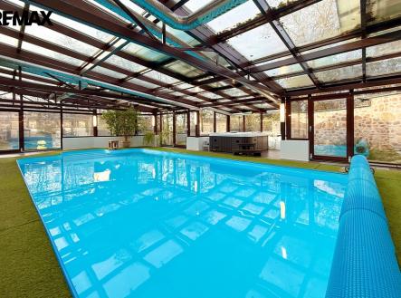 Prodej domu/vily, 650 m²