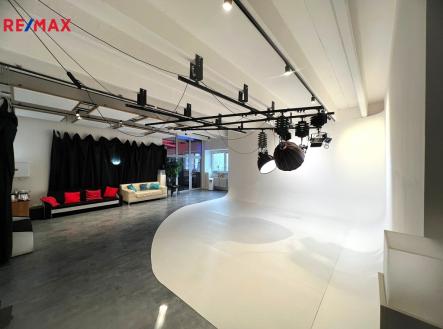 Pronájem jiné, 150 m²