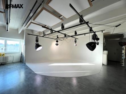 Pronájem jiné komerční nemovitosti, 150 m²