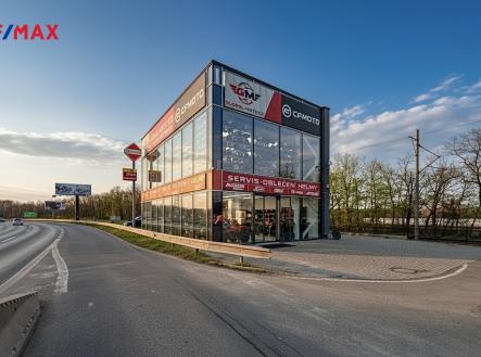 Pronájem obchodní prostor, 344 m²