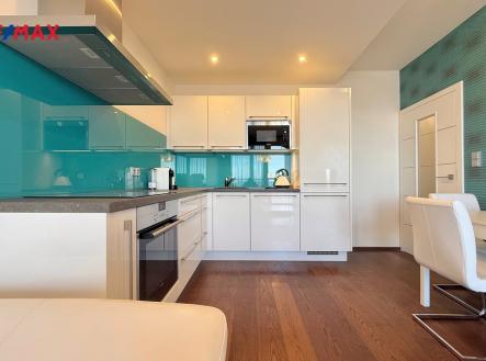 Pronájem bytu, 2+kk, 47 m²