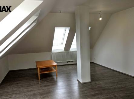 Prodej bytu, 3+kk, 75 m²