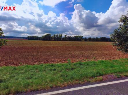 Prodej pozemku, zemědělská půda, 14 421 m²