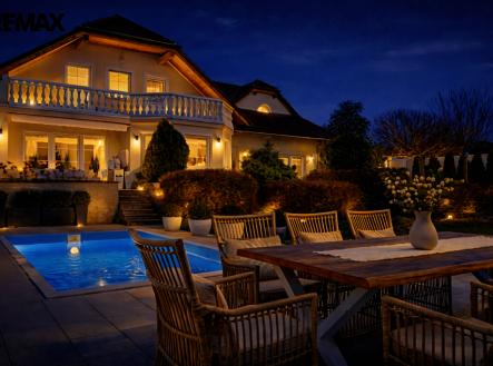 Prodej domu/vily, 243 m²