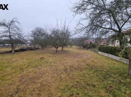 Prodej pozemku pro bydlení, 1 077 m²