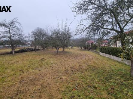 Prodej pozemku pro bydlení, 1 077 m²