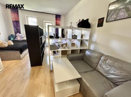 Pronájem bytu, 1+kk, 28 m²