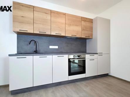 Pronájem bytu, 2+kk, 57 m²