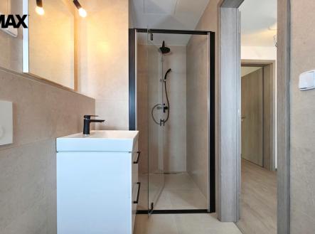 Pronájem bytu, 1+kk, 44 m²