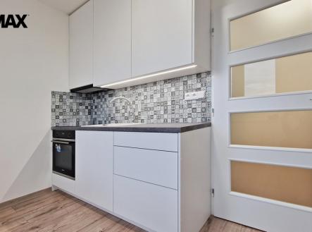 Pronájem bytu, 1+1, 29 m²