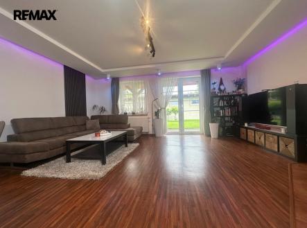 Pronájem bytu, 3+kk, 260 m²