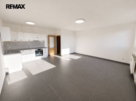 Pronájem bytu, 2+kk, 66 m²