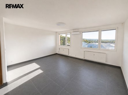 Pronájem bytu, 2+kk, 66 m²