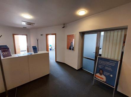 Pronájem kanceláře, 72 m²