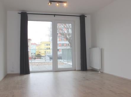 Pronájem bytu, 1+kk, 38 m²