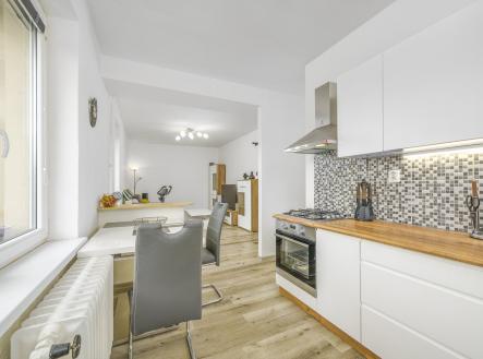 Pronájem bytu, 2+kk, 58 m²