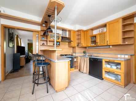 Prodej - dům/vila, 220 m²